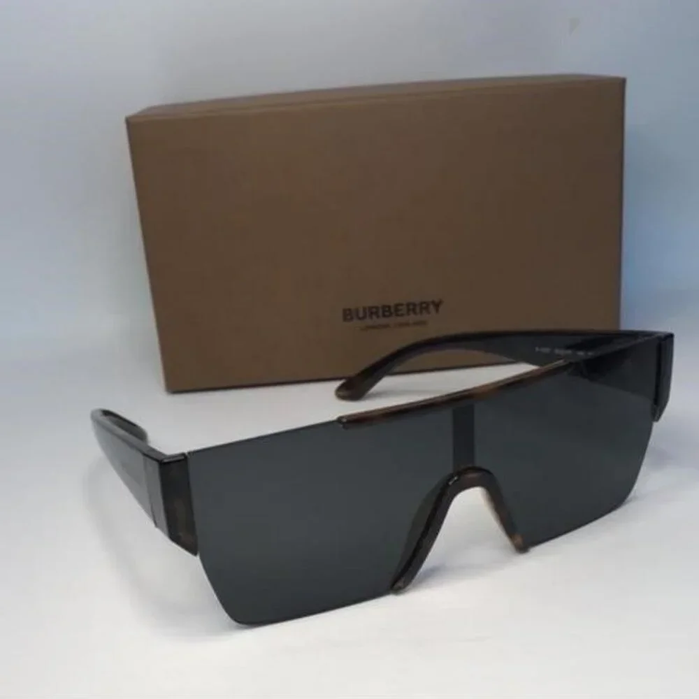 💯- Authentic New BurberryBE4291 - 300287 Oversize Sunglasses - Picture 5 of 12